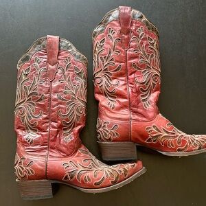 Red Stetson women’s cowboy boots